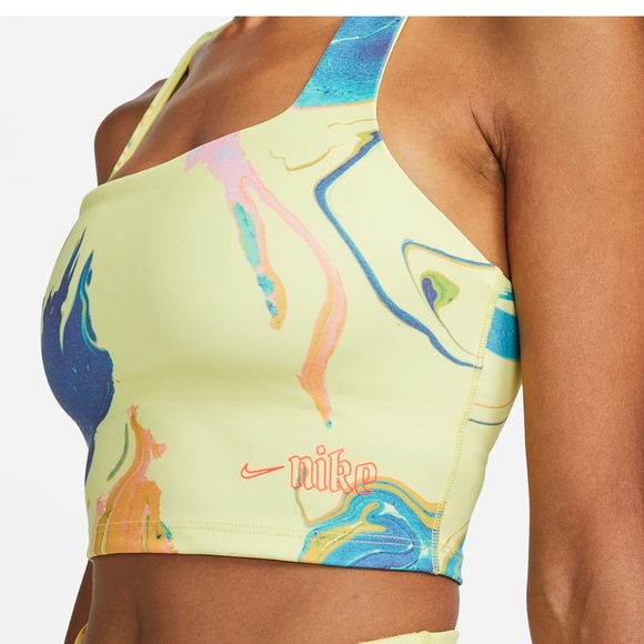 Nike Aurora Women's Cropped Marbled Tank - Picture 4 of 16